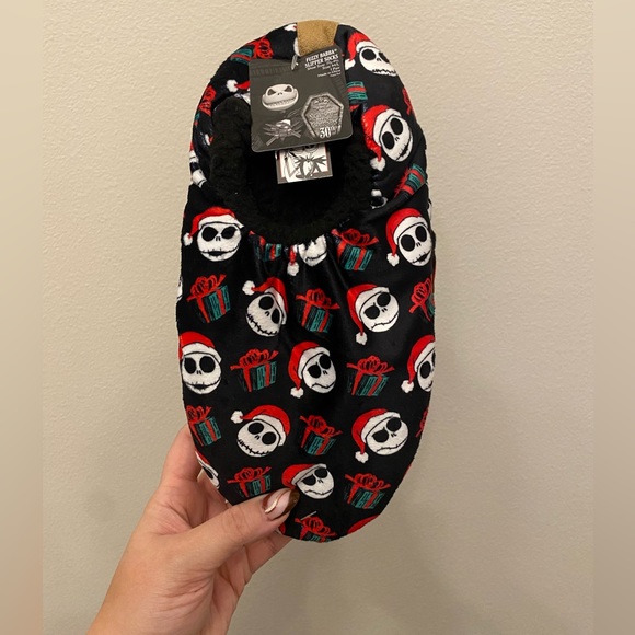 Nightmare Before Christmas Slippers 🎅 - Picture 2 of 5
